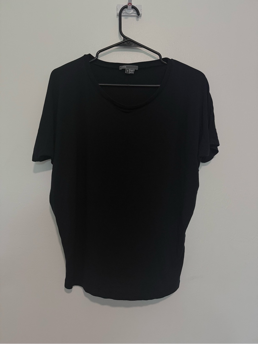Vince Cap Sleeve Blouse in Black Size Small Rayon Lightweight
